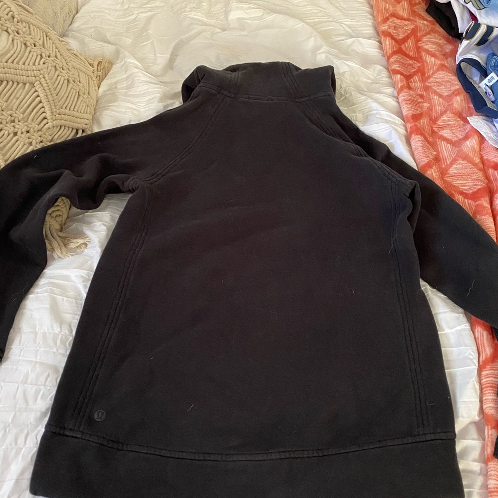 Lululemon Jacket - Picture 6 of 7